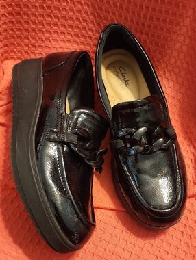 Clarks Black Patent Slip-On Chain-Accent Loafers
